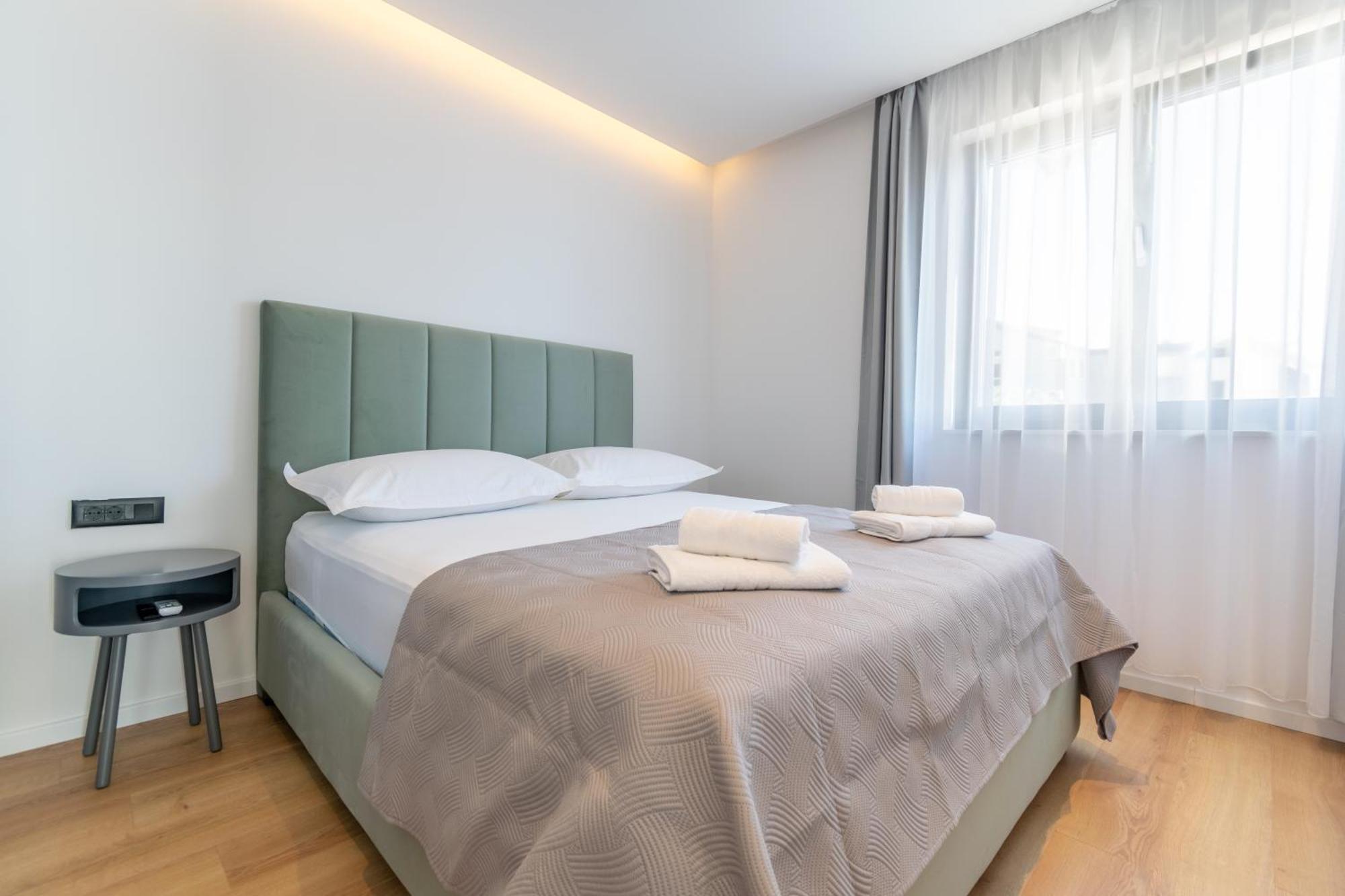 Apartmani Pino Baška Voda الغرفة الصورة