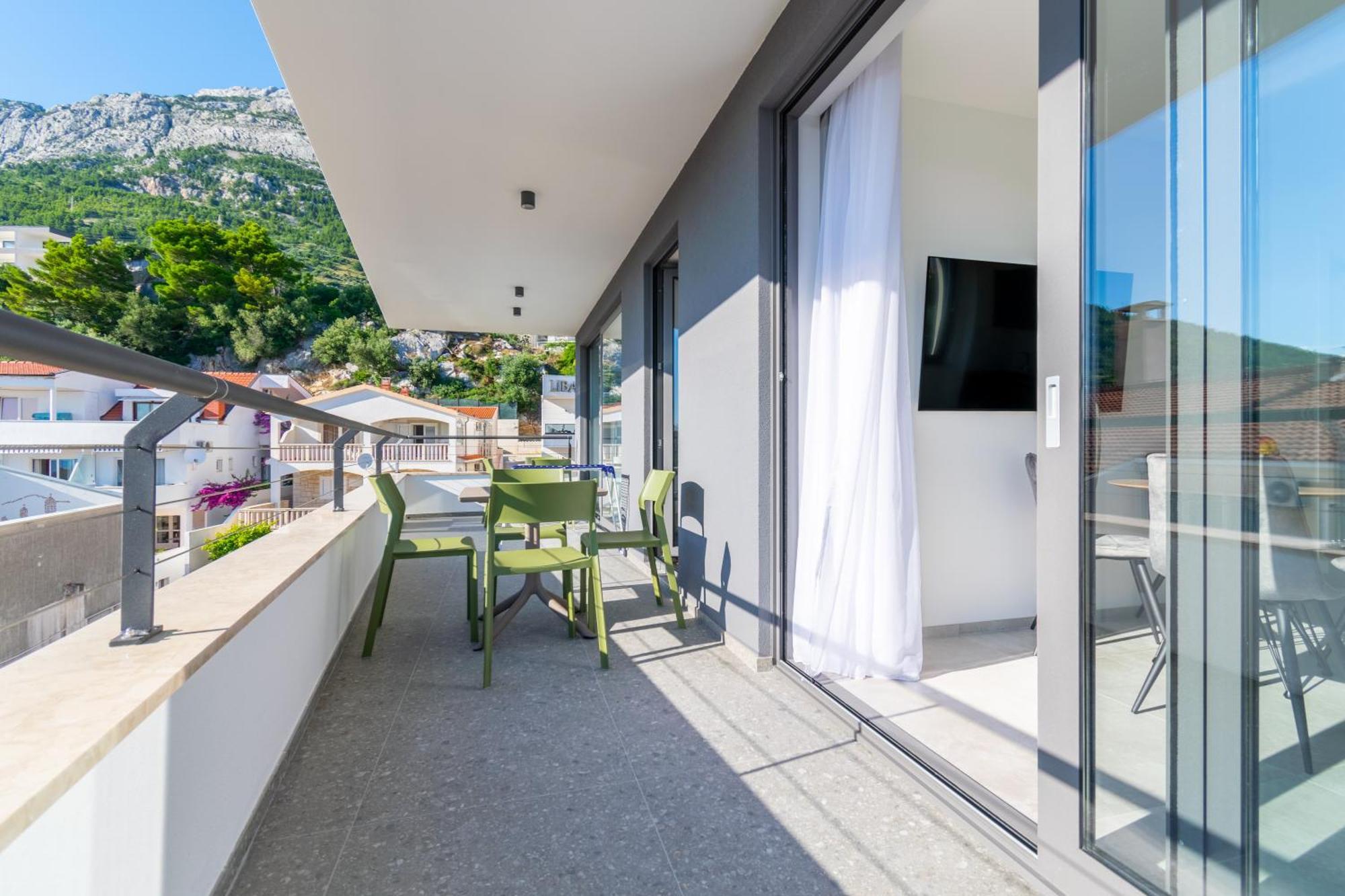 Apartmani Pino Baška Voda الغرفة الصورة